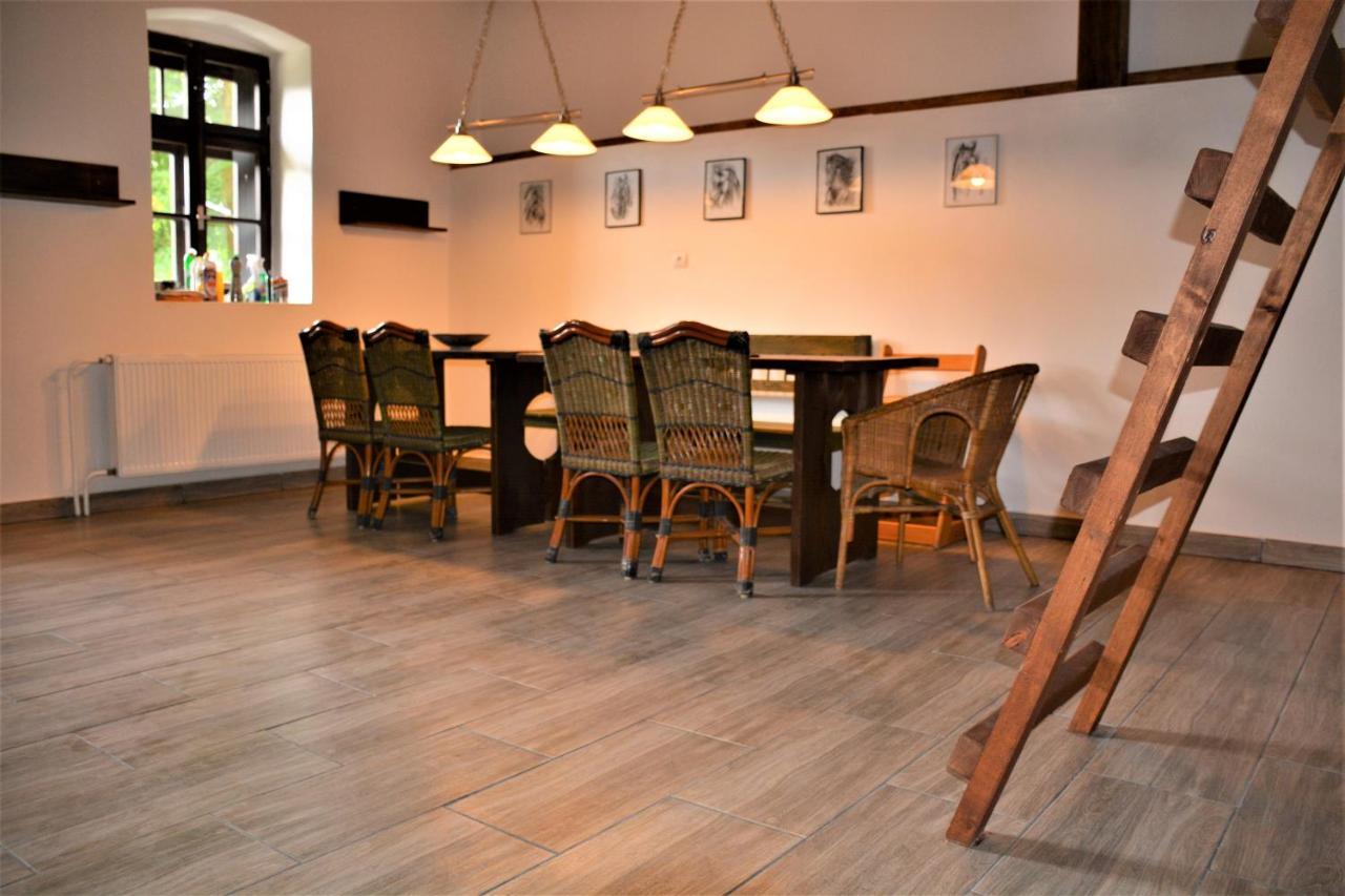 Na Konske Farme Apartment Malecov Екстериор снимка